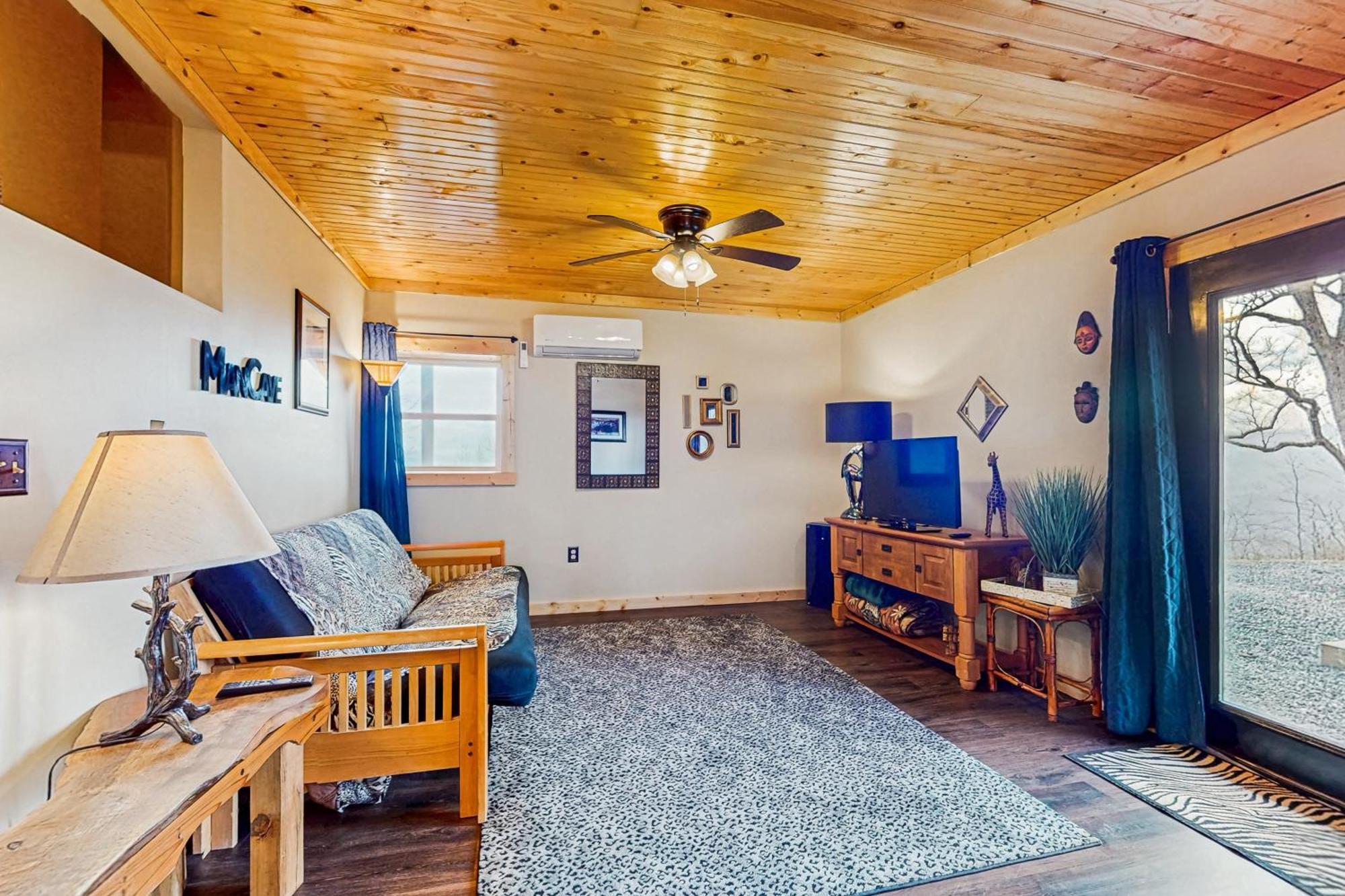 2 Bed 2 Bath Vacation Home In Брайсън Сити Екстериор снимка